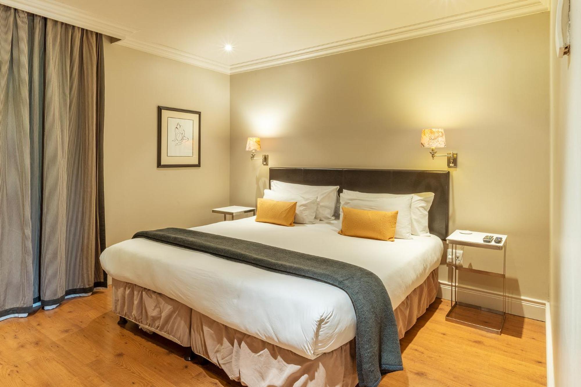 Cape Royale Luxury By Nivar Apartment Cape Town
