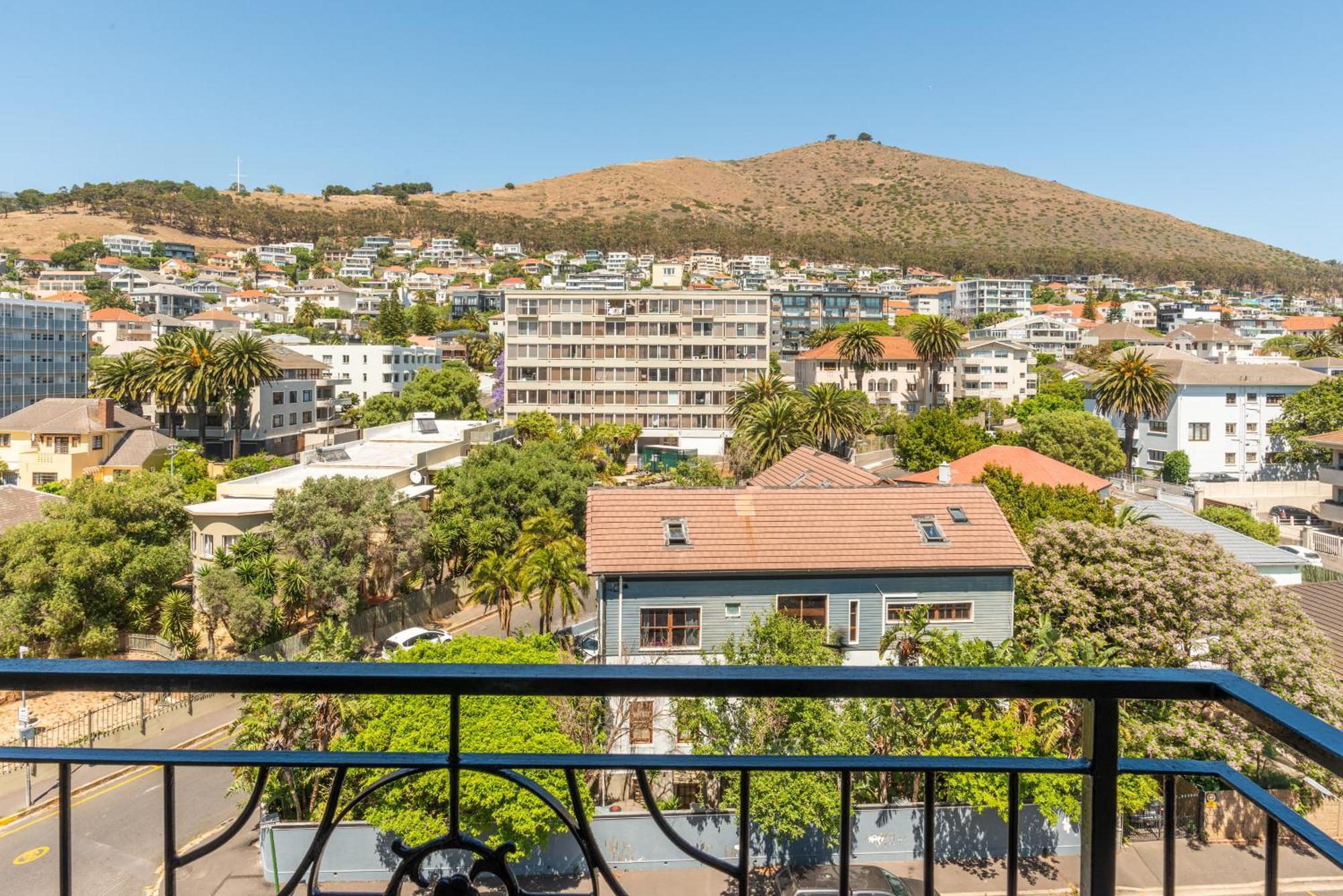 Cape Royale Luxury By Nivar Cape Town