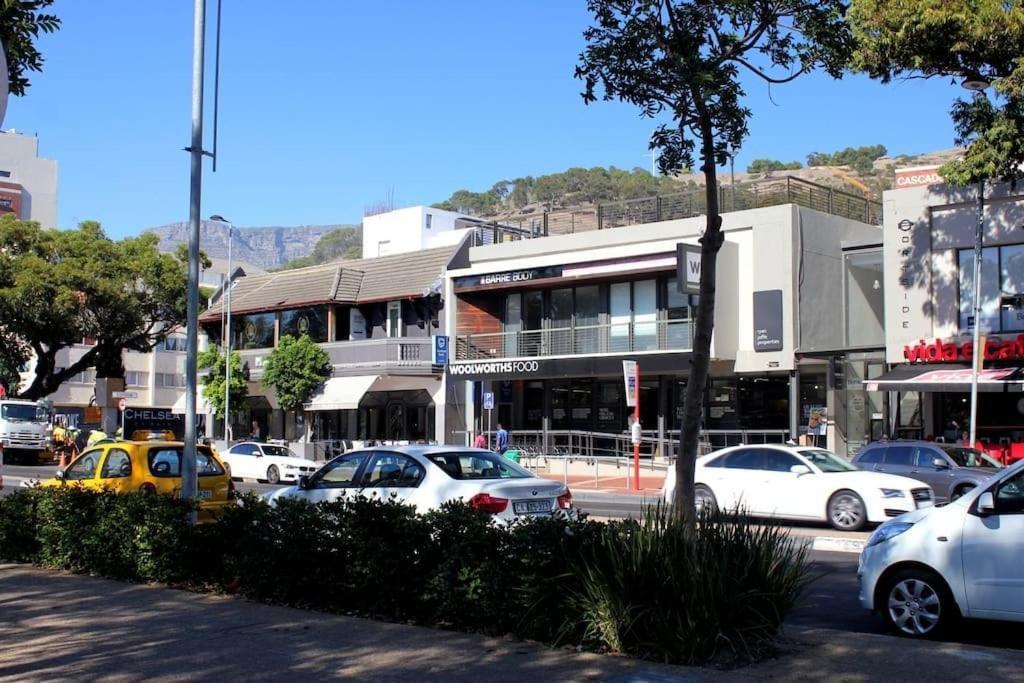 Cape Royale Luxury By Nivar Apartment Cape Town