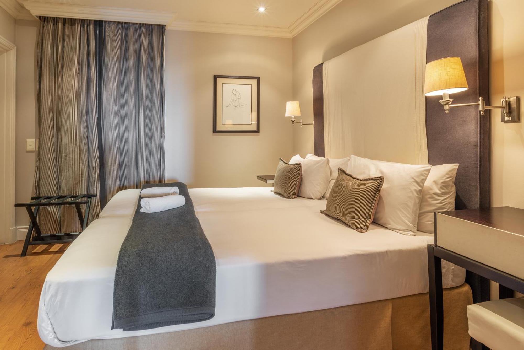 Apartment Cape Royale Luxury By Nivar Cape Town