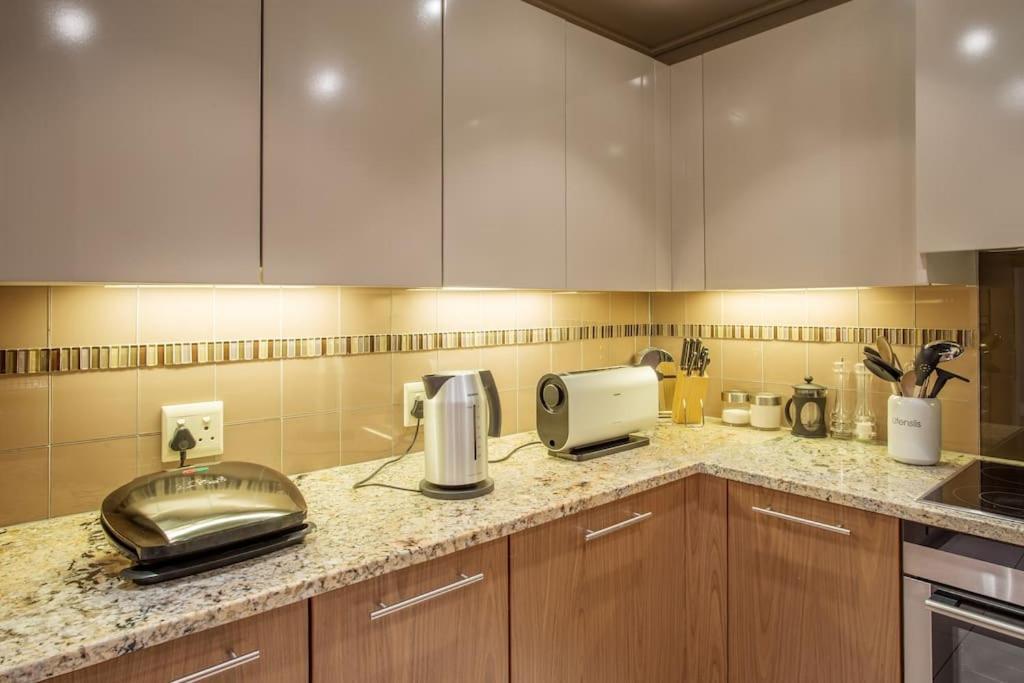 Cape Royale Luxury By Nivar Apartment *